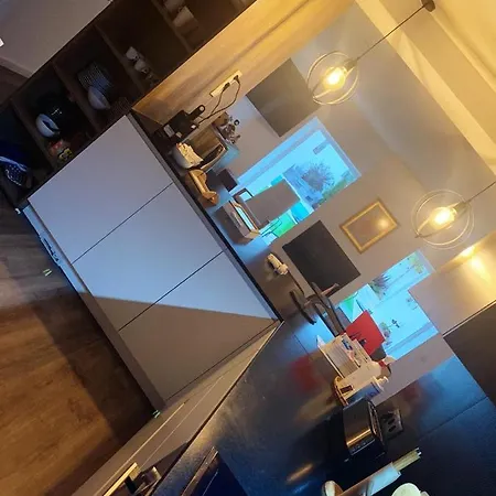 بيت شباب The Spot Ofir *