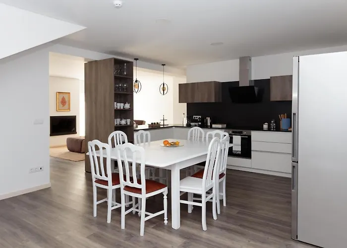 旅馆 The Spot Ofir 埃斯波森迪