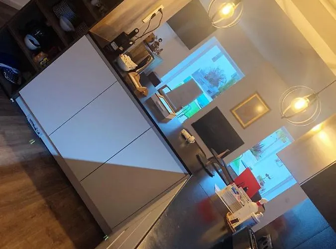 旅馆 The Spot Ofir *