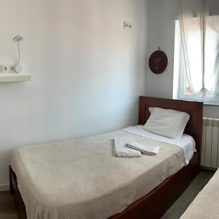 Hostel The Spot Ofir