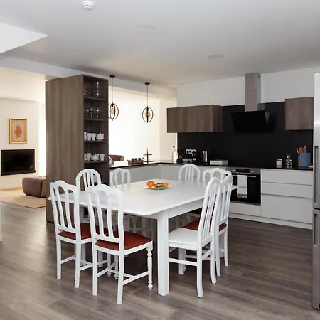 אכסניה The Spot Ofir אספוסנדה