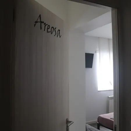 The Spot Ofir * אספוסנדה