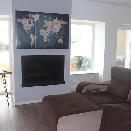 The Spot Ofir אכסניה