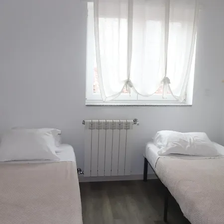 Hostel The Spot Ofir *