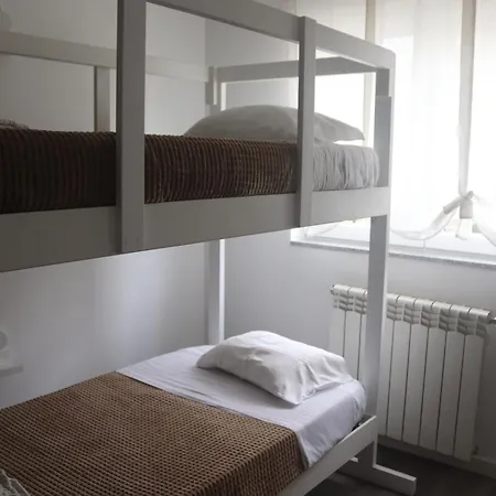 The Spot Ofir Hostel *