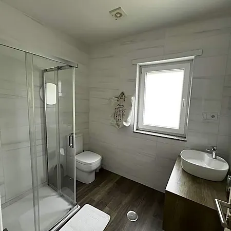 Hostel The Spot Ofir Εσποσέντε