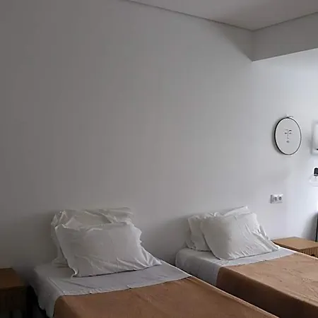 Hostel The Spot Ofir *