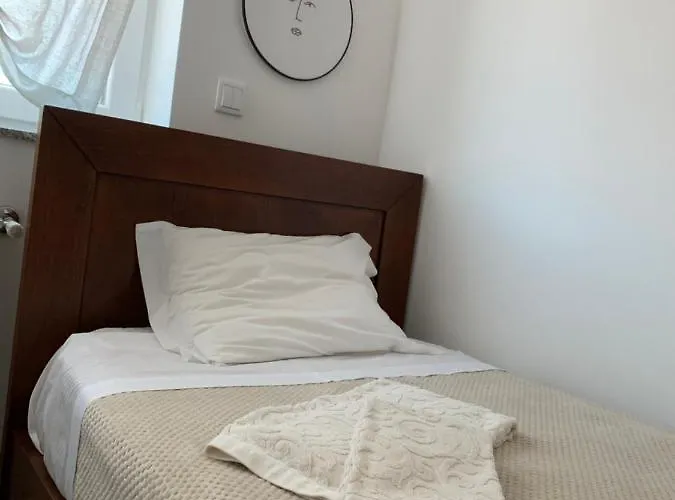 Hostel The Spot Ofir *