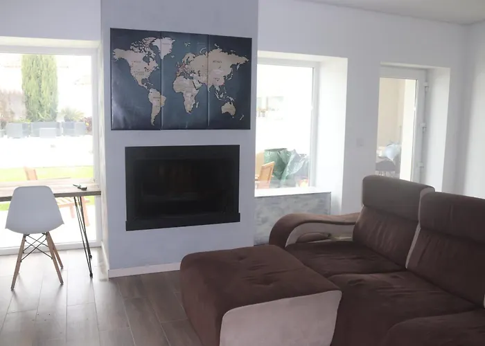 The Spot Ofir Vandrerhjem